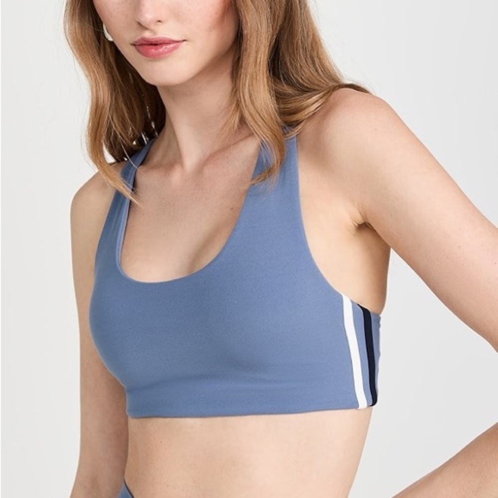 NEW SPLITS59 Ella Airweight Sports Bra in Steel Blue